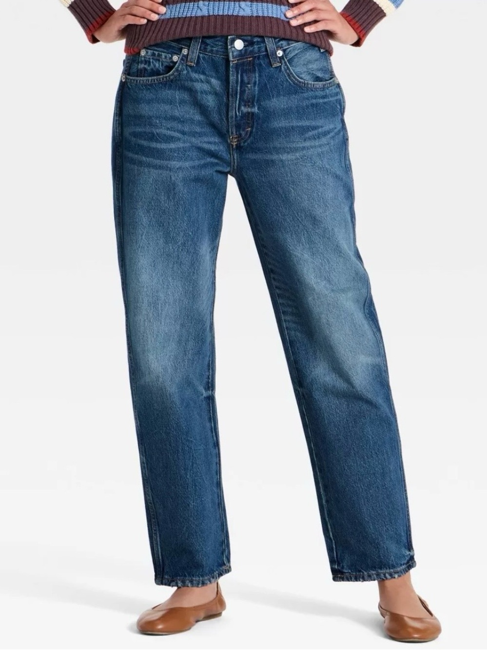 Universal Thread Women’s Boyfriend Jeans in Medium Blue Wash